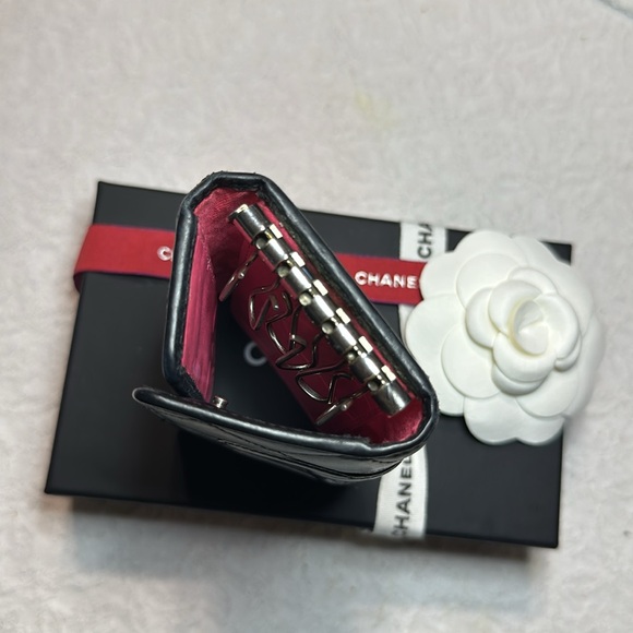 Chanel Cambon 6 ring key case w/ Box & ribbon - Picture 10 of 12